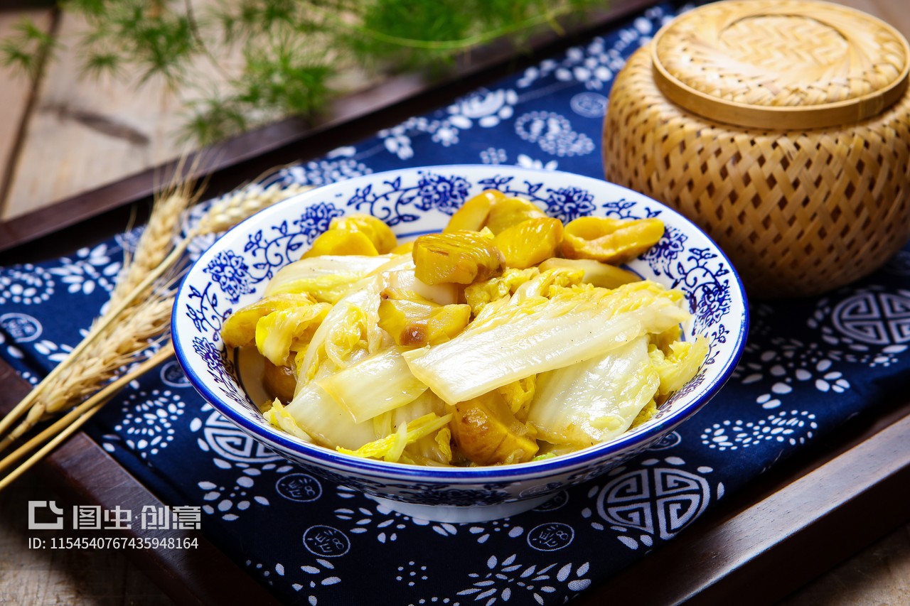 土豆炖白菜怎么炖好吃又简单 白菜炖土豆怎么做好吃东北吃法