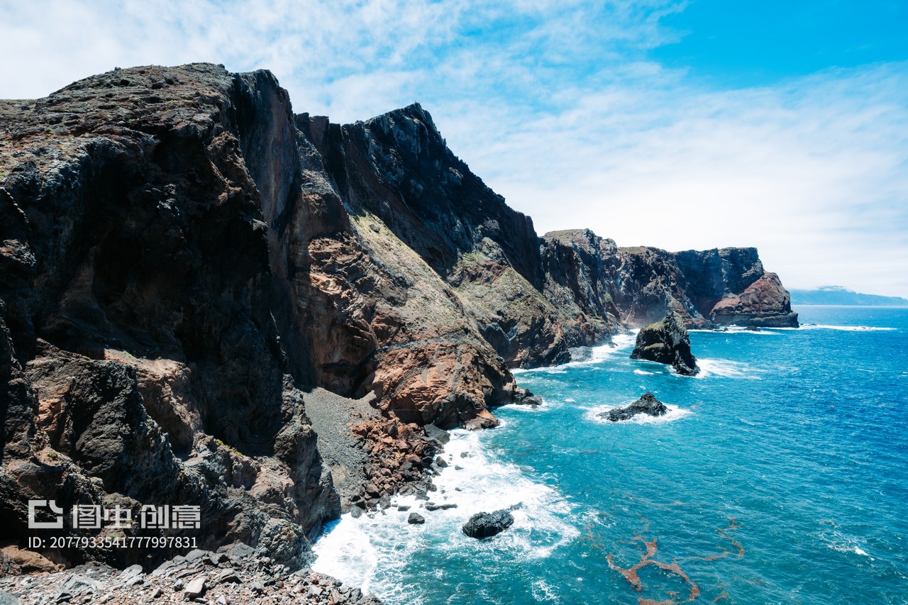 大西洋马德拉岛海岬礁石奇观