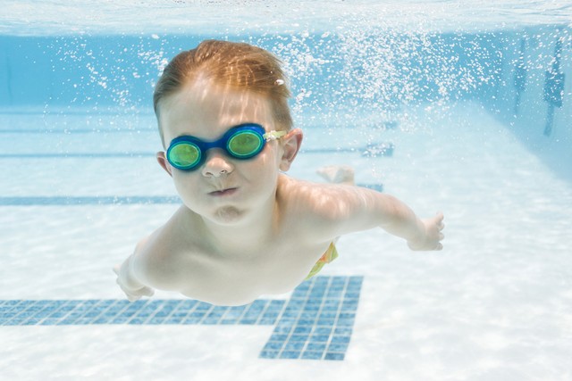 你知道遊泳的好處嗎？可以改善關節健康