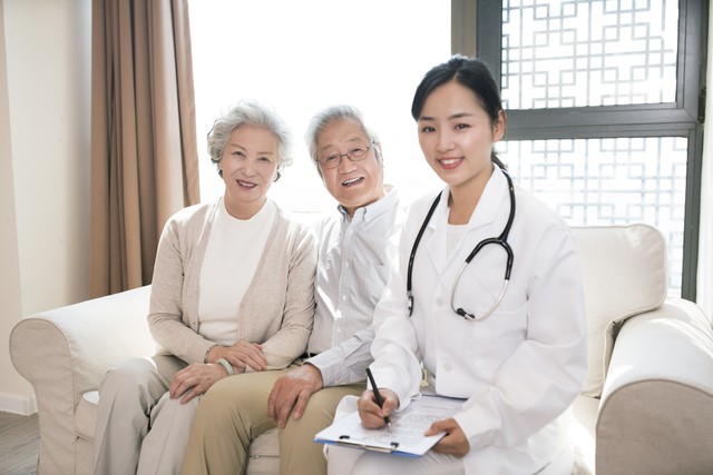 Enabling the elderly at home to enjoy professional care services