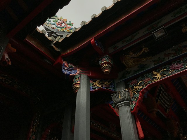 高速右车道一直80到90可以吗(高速左车道跑80违章吗)