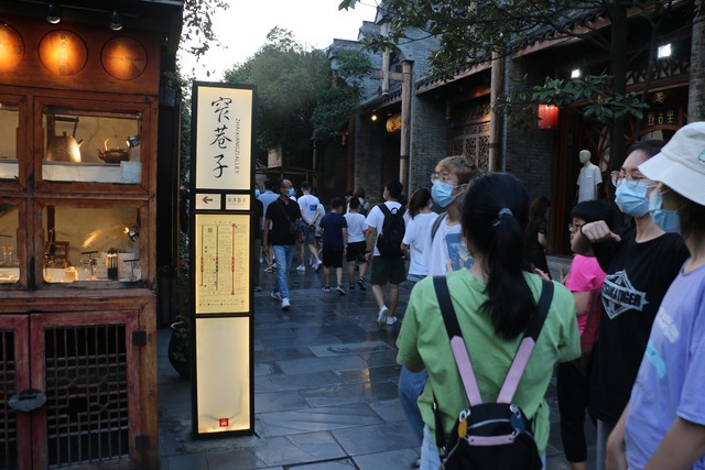 夏天要不要给宝宝穿开裆裤(冬天可以给孩子穿开裆裤吗)